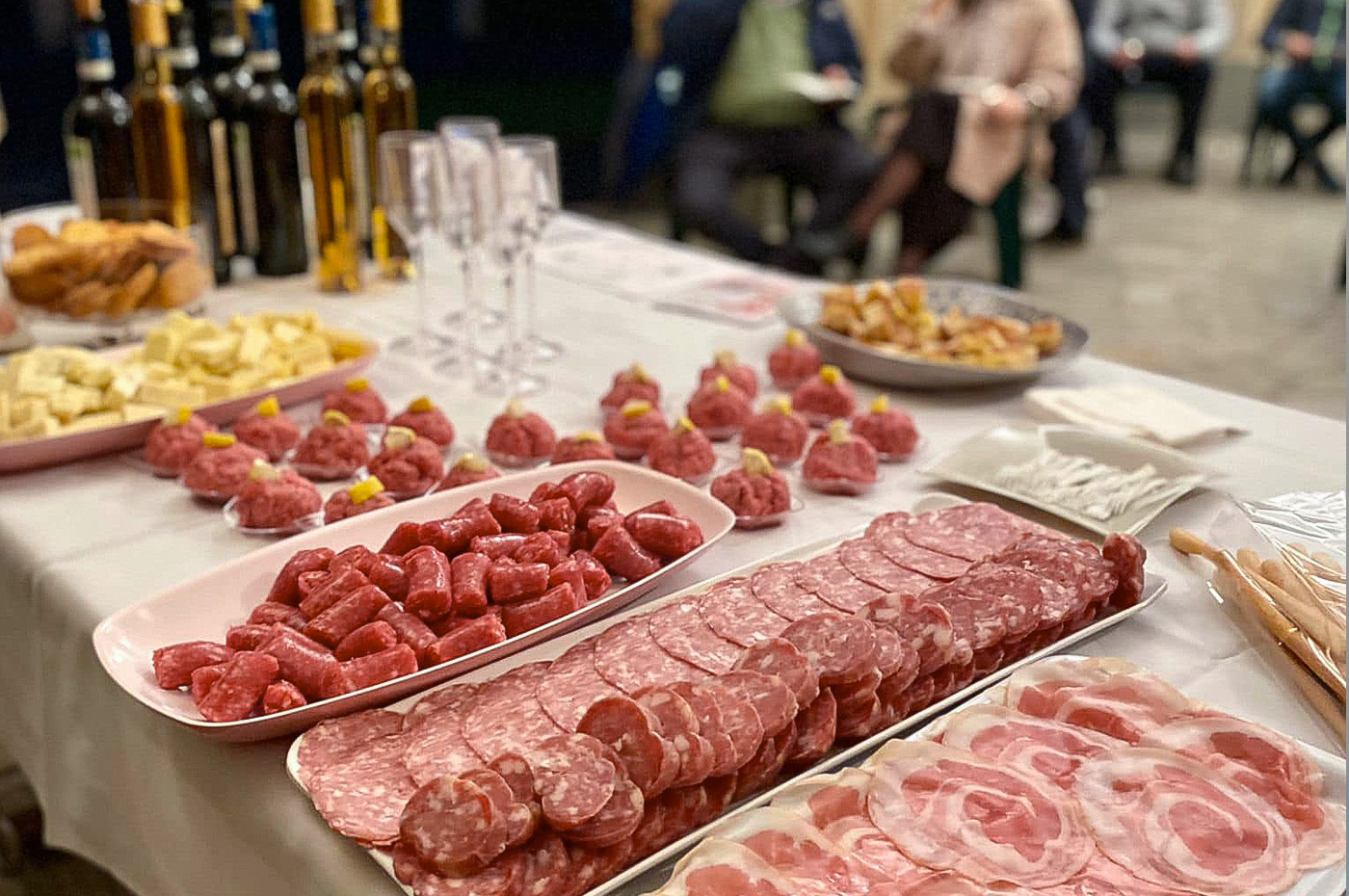 foto1_ev_Showroom_Present